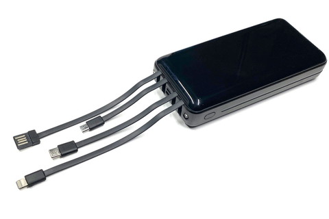 そしてズギャーン!!!　充電用のType-Aプラグ（の中身だけのヤツ）付きケーブルも内蔵!!!　つまりはコレをType-Aレセプタクルコネクタ（パソコンとかのType-Aポートですな）につなげば充電可能!!!　これで給電用ケーブルも充電用ケーブルも必要ないゼぇ〜!!!