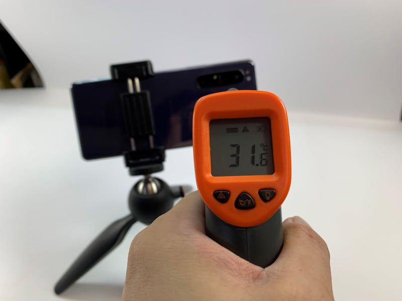 録画前の状態では、FeliCaマーク付近の温度は31.6℃