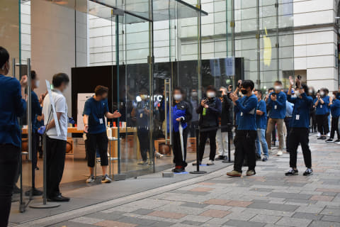 Iphone 12 発売のapple 表参道 現地レポート コロナ禍で混雑なく ケータイ Watch