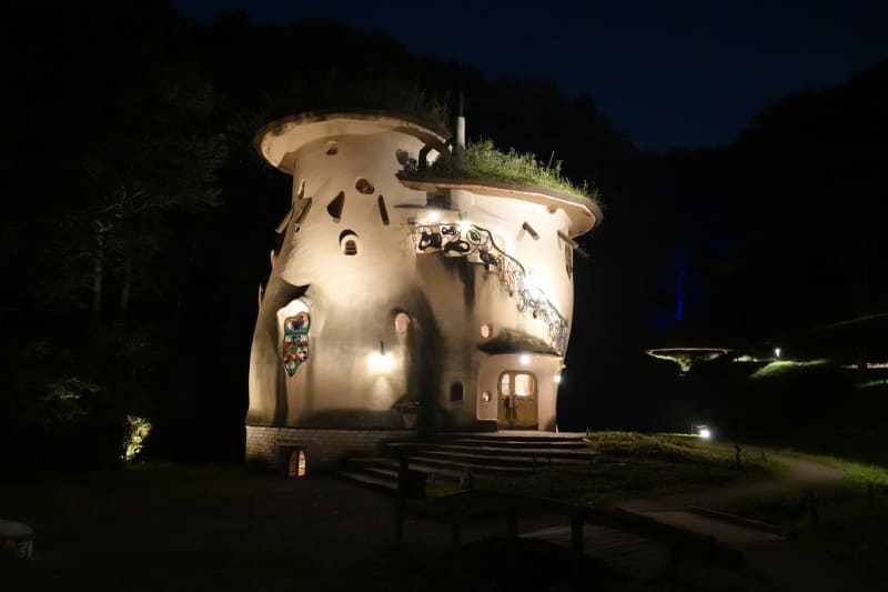 仕事でいつも使っているコンデジ「SONY DSC-RX10M4」で、その少し後の時刻に撮影