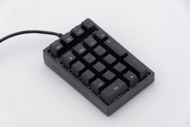 光るゲーミングテンキー「AS-K24」