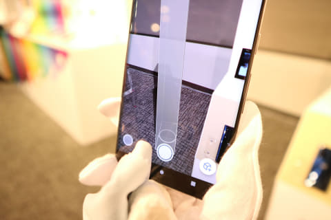 ドコモ、スタンダードな5Gスマホ「arrows NX9」 - ケータイ Watch