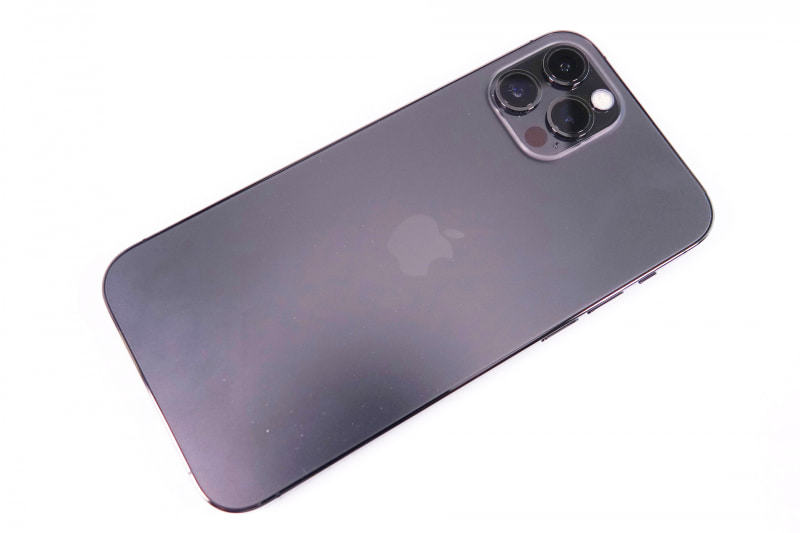 iPhone 12 Pro（グラファイト）