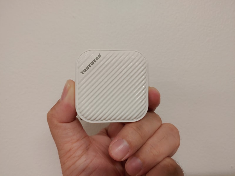 超小型のACアダプター「TUNEMAX 66W GaN」