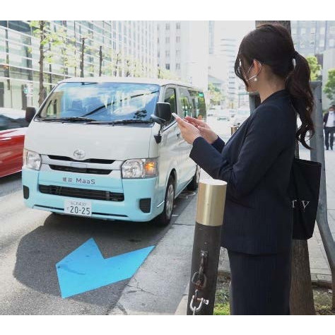 ワゴンタイプの車両