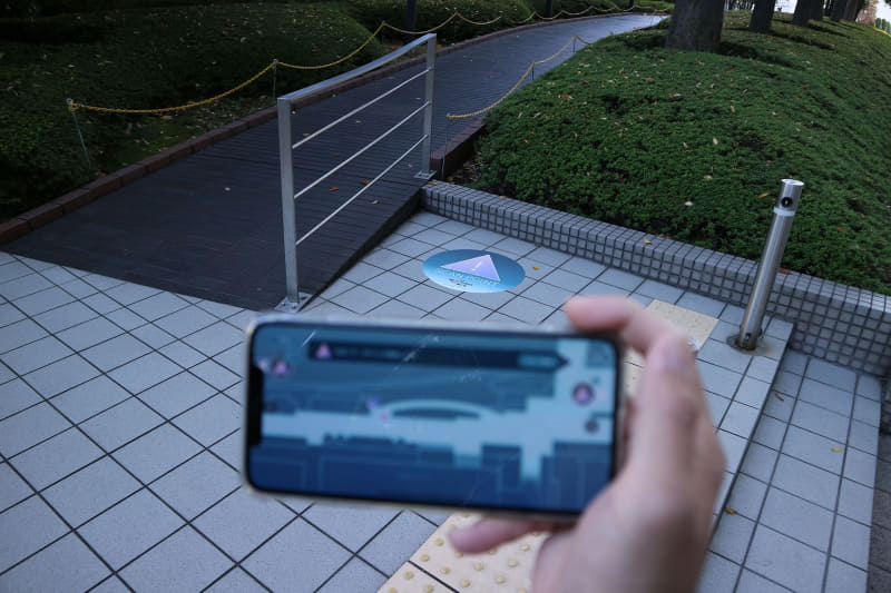 マーカーは、会場内に3カ所点在している