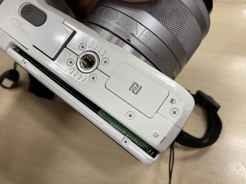 なお、AndroidのNFC対応機種なら、タッチするだけでWi-Fi設定が完了するのでなおさら簡単に転送できる