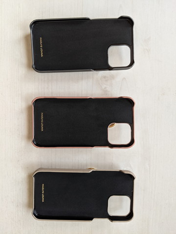 表は周囲に色味が入る