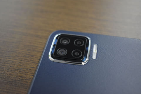 OPPOの新スマホ「OPPO A73」本日20日発売、3万800円 - ケータイ Watch