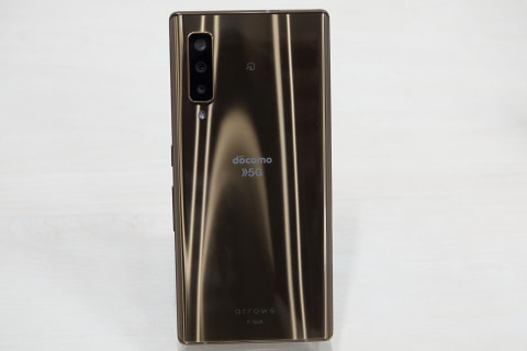 arrows NX9」開発者インタビュー] 5G普及期における日本メーカーらしい