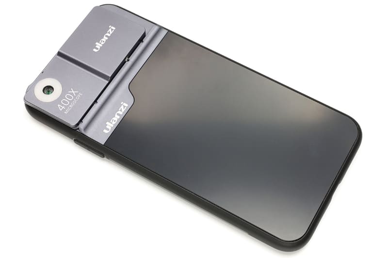 Ulanzi「U-Lens Microscope For iPhone 11 Pro Max」。ケース側のカメラ部に400倍率レンズが搭載されていて、iPhoneを顕微鏡に変身させるという製品。現在は在庫切れ？　もしかしたらディスコンかも