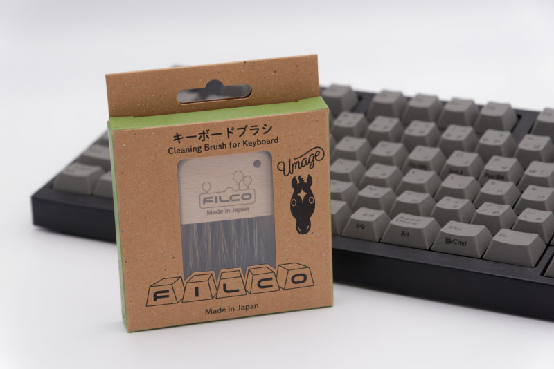 PC周辺機器の大掃除用に、キーボード専用ブラシを使ってみることにした