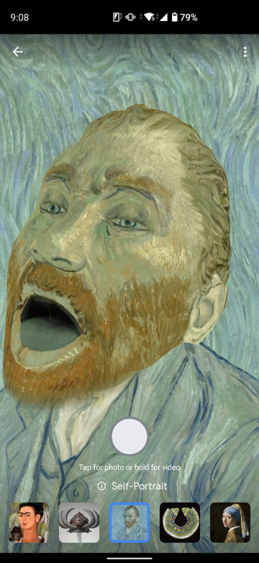 ゴッホの自画像を、カメラで映している自分の表情に合わせてリアルタイムに変形できたりする