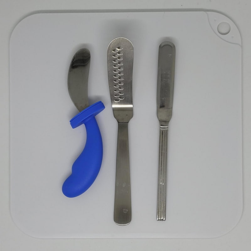 サイズ感はごく普通のバターナイフと大差ない