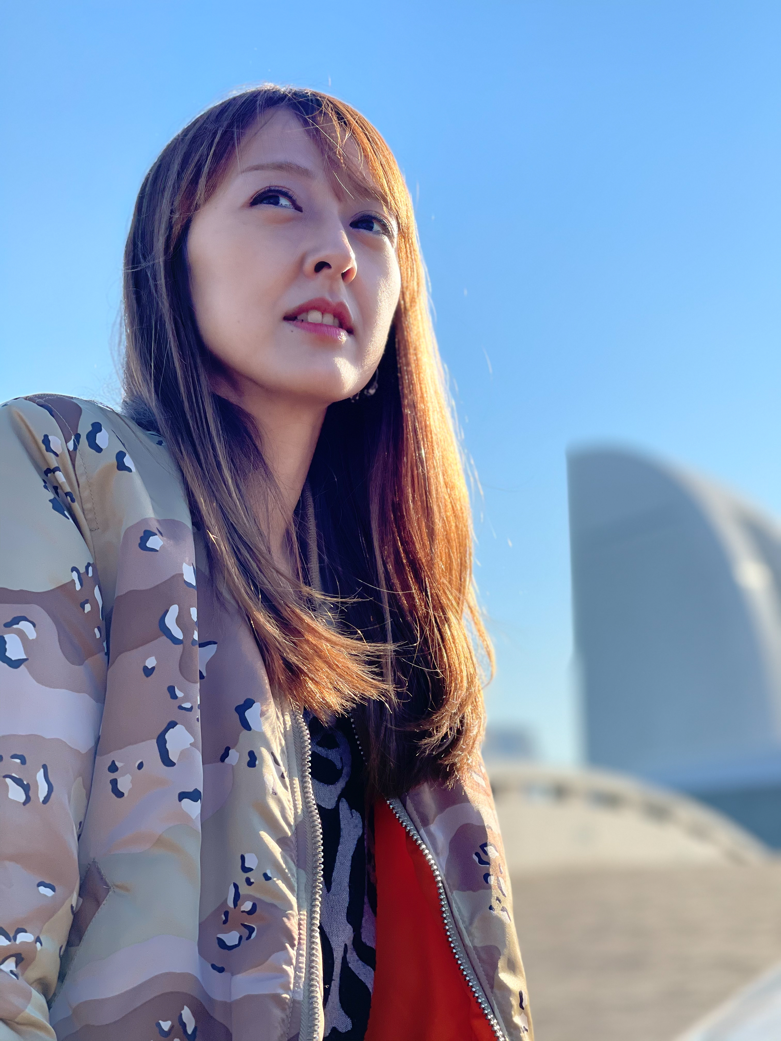 「カメラ機能」がクローズアップされた「iPhone 12 Pro Max」だが、個人的には現在のところ望遠カメラの65mmがいいかな、と思う程度である。髪の毛の描写が実にいい。しかし広角カメラのセンサー大型化とセンサーシフト式光学手ブレ補正機能、Apple ProRAWなど、前モデルから機種変更するほどではないと感じたのが正直なところだ