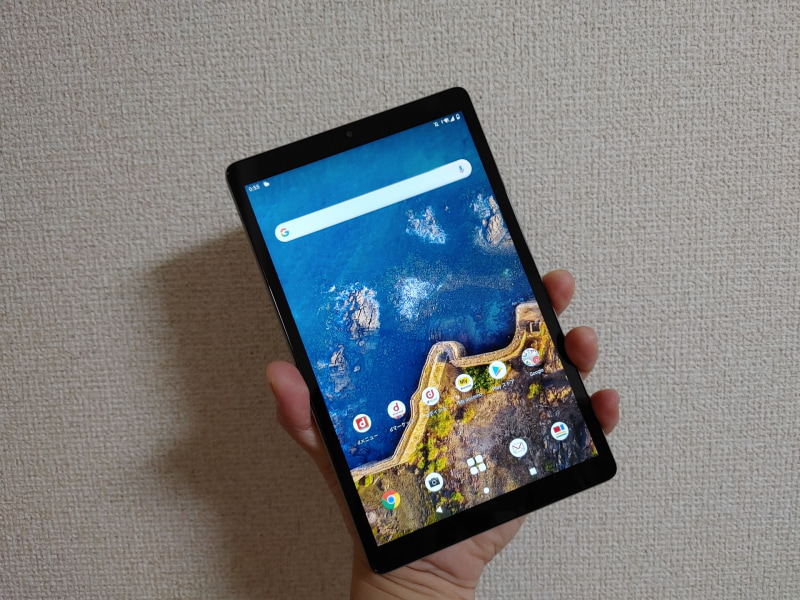 見た目以上に重量を感じるd-42A