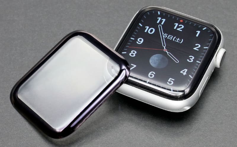 Apple Watchの文字盤のみを保護する画面プロテクター。