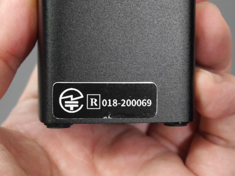 技適マークもきちんと取得している。ただし製品ページにあるAlexaおよびGoogleアシスタント対応は本稿執筆時点で日本では非対応