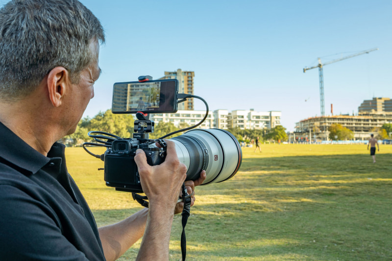 一眼レフカメラと接続して使用できる