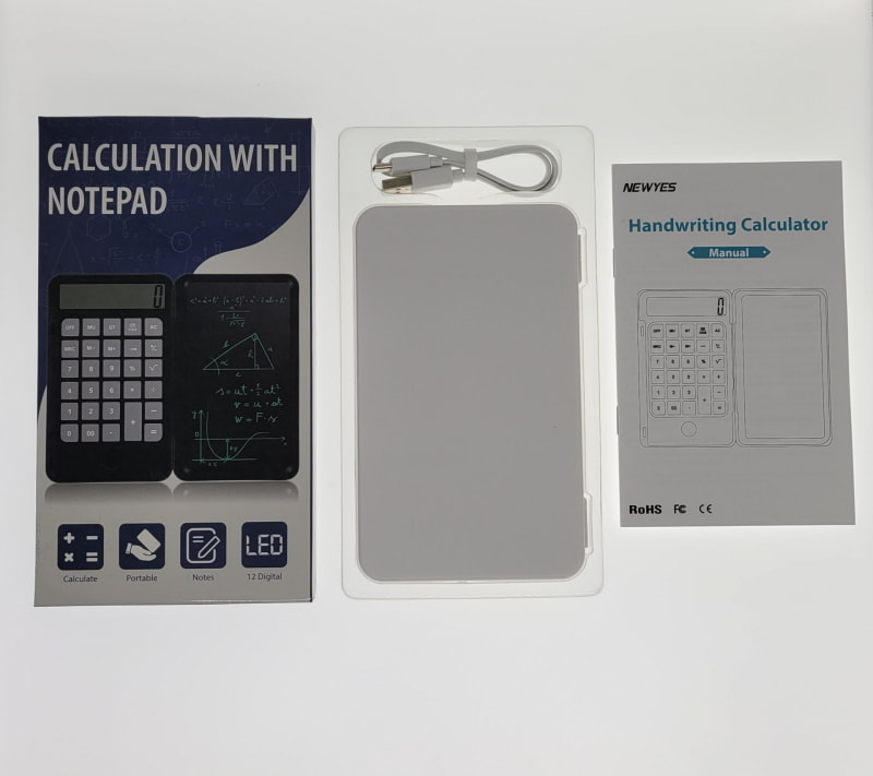 同梱物は極めてシンプル