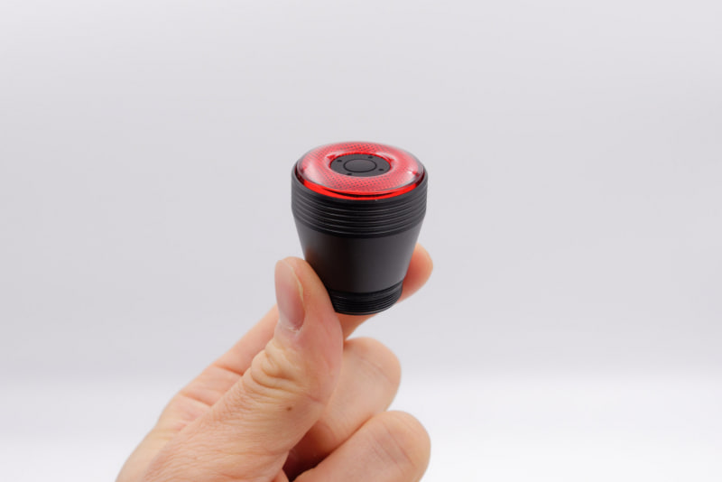 わりとコンパクトなサイズで質感はいい