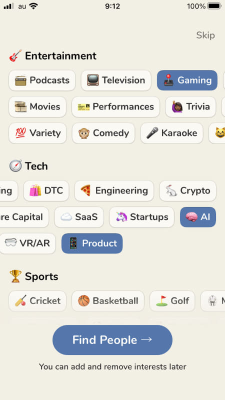 興味のあるジャンルを選ぶことで、趣味の近い他のユーザーを表示してフォローできる