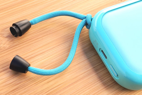 ワイヤレス充電にも対応！ かっこかわいいモバイルバッテリー「MIPOW