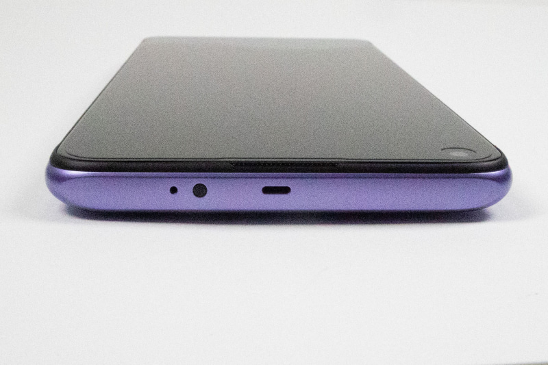 上側面、スピーカー