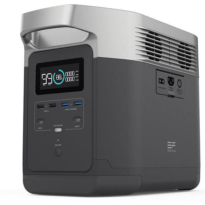 詳しい仕様はリンク先を見てほしいが、すご〜く大容量で、出力ポートも充実していて、6系統の100V ACアウトレットもある。モバイル機器やPCへの充電はもちろん、多くの家電製品を使えたりする。<a href="https://kaden.watch.impress.co.jp/summary/e-bike/" class="strong b">e-bike</a>の充電にも使えちゃうョ!!!　自宅用の災害用バッテリーとして大活躍しそう。重量は14kgもあるが、置き場所を変えるという意味で、持ち運び可能重量と言えよう。