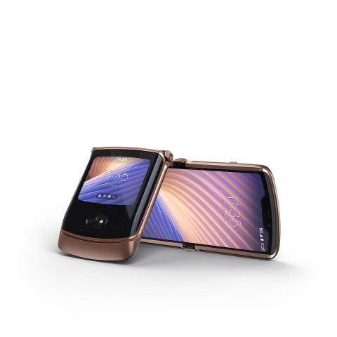 razr 5G ブラッシュゴールド 美品 希少品 Style、「razr 5G」の限定カラー「ブラッシュゴールド」独占販売