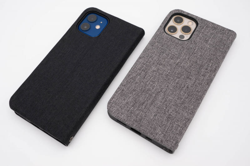 背面はロゴなどがないシンプルなデザイン。色は2色。汚れに強い撥水加工だ