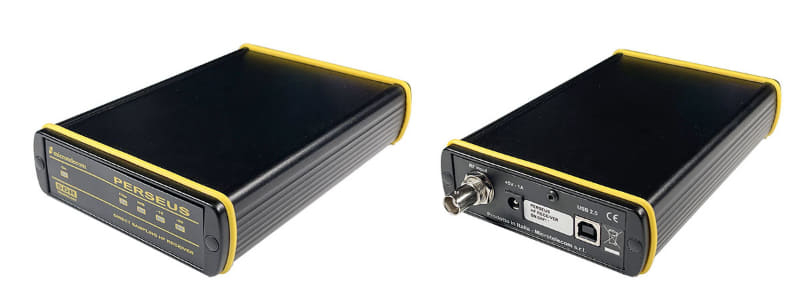 ソフトウェアラジオと言えば、俺的には「PERSEUS」。2012年に購入した短波受信用のソフトウェアラジオのハードウェア部分だが、この箱にアンテナをつなぎ、WindowsパソコンとUSB接続して専用アプリを使うと、もの凄い性能の短波ラジオが構成される。それまで使っていたハードウェアのBCLラジオが、このPERSEUSにより凄い勢いで過去の遺物感をまとってしまい、俺のBCLライフを一変させてくれた。