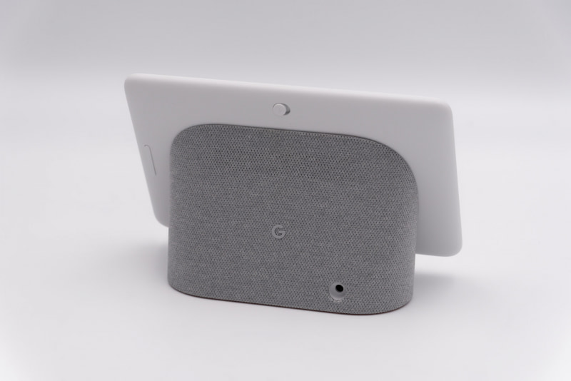 背面側。すっきりしたデザインだ