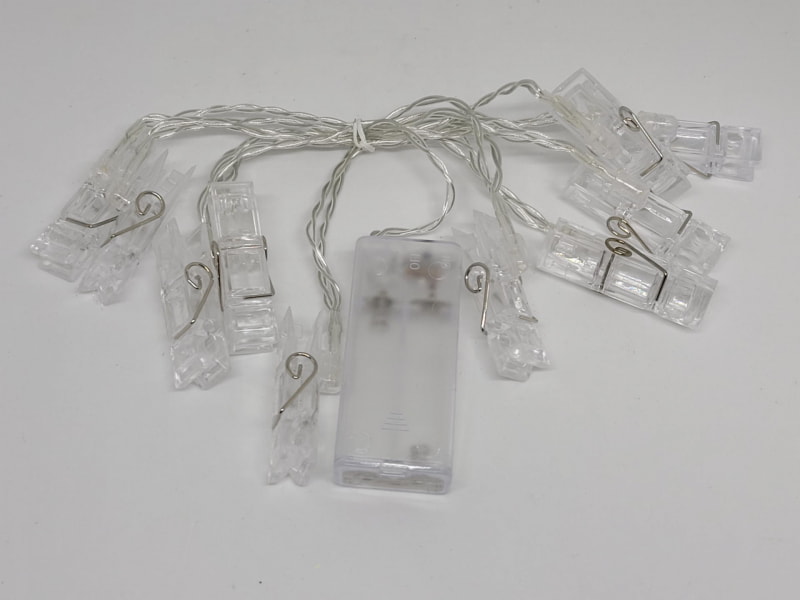 全ての部品ががクリアカラーで光が映えるようデザインされている