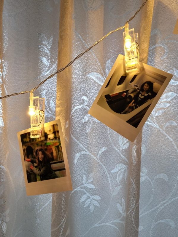 TPOに応じてクリップの向きを変えて似合う写真を選ぶことも楽しいだろう