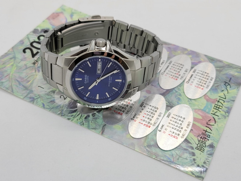 昭和感満載のスタンダード・カシオ腕時計を手に入れた