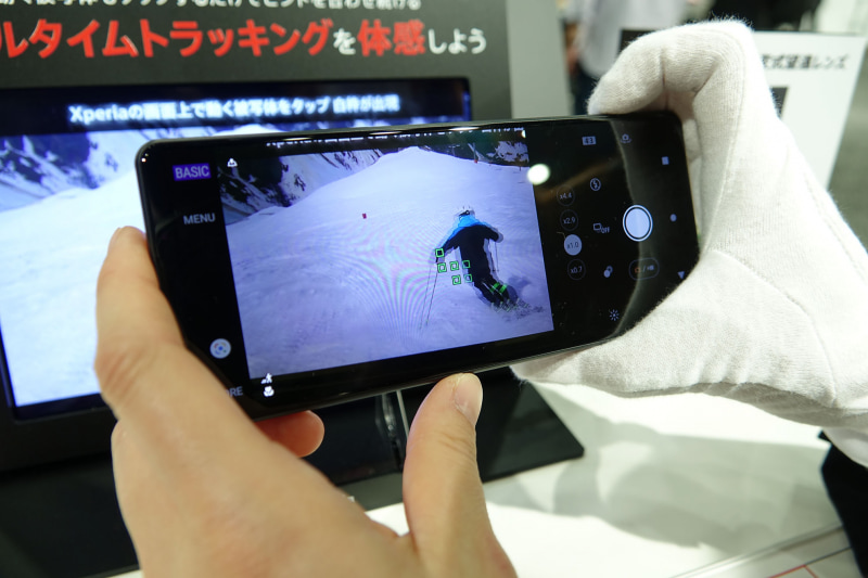 追跡してオートフォーカスする「リアルタイムトラッキング」機能
