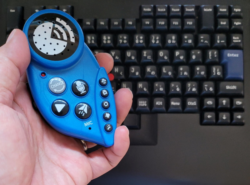 ラップBGM＆効果音付きのウォーキートーキー「しゃべクル」は最高に楽しい