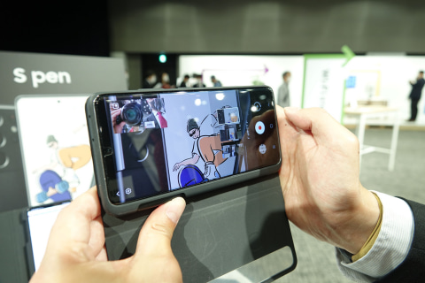 カメラ機能が魅力のドコモ「Galaxy S21 5G」と「Galaxy S21 Ultra 5G