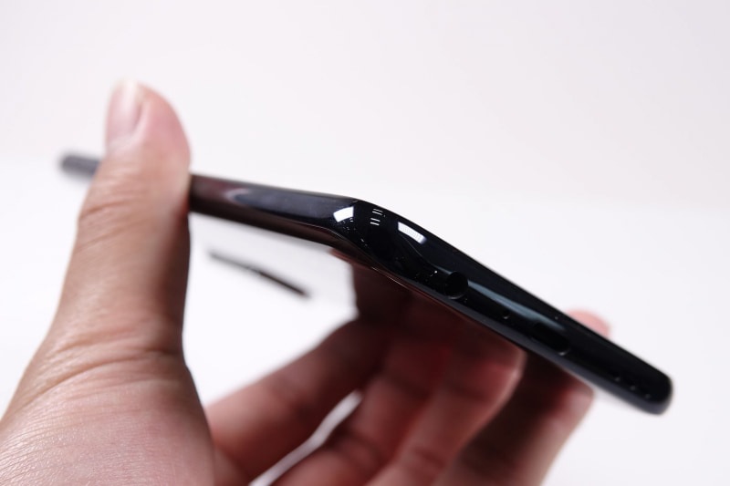 丸みを帯びた3Dデザイン