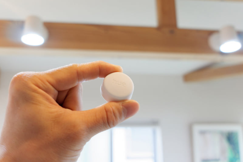 「Hue スマートボタン」