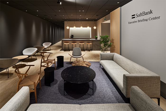 ラウンジ「Lounge」