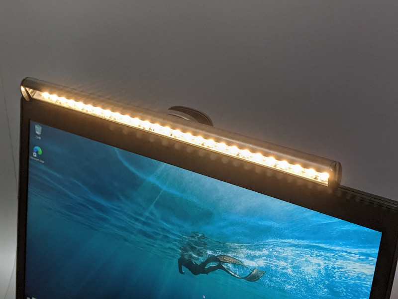 いわゆる電球色にすることも可能。通常はこの中間にあたる昼白色での利用となる