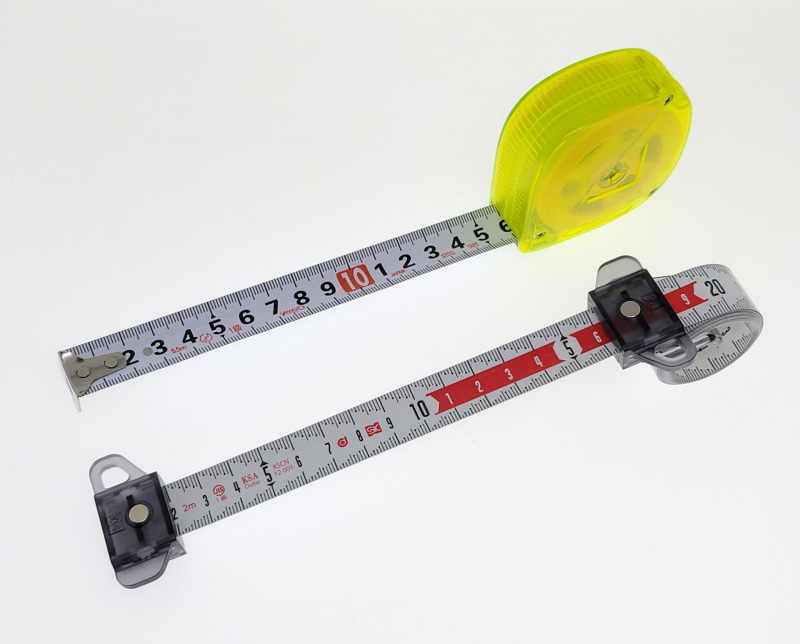 殻なしなので大きさは従来の3分の1、重さは実測たったの55g