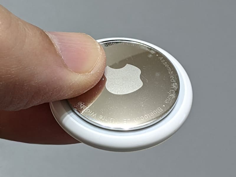 同様に表面にも貼り付ける。気泡はしばらく経つと抜けていくとのこと