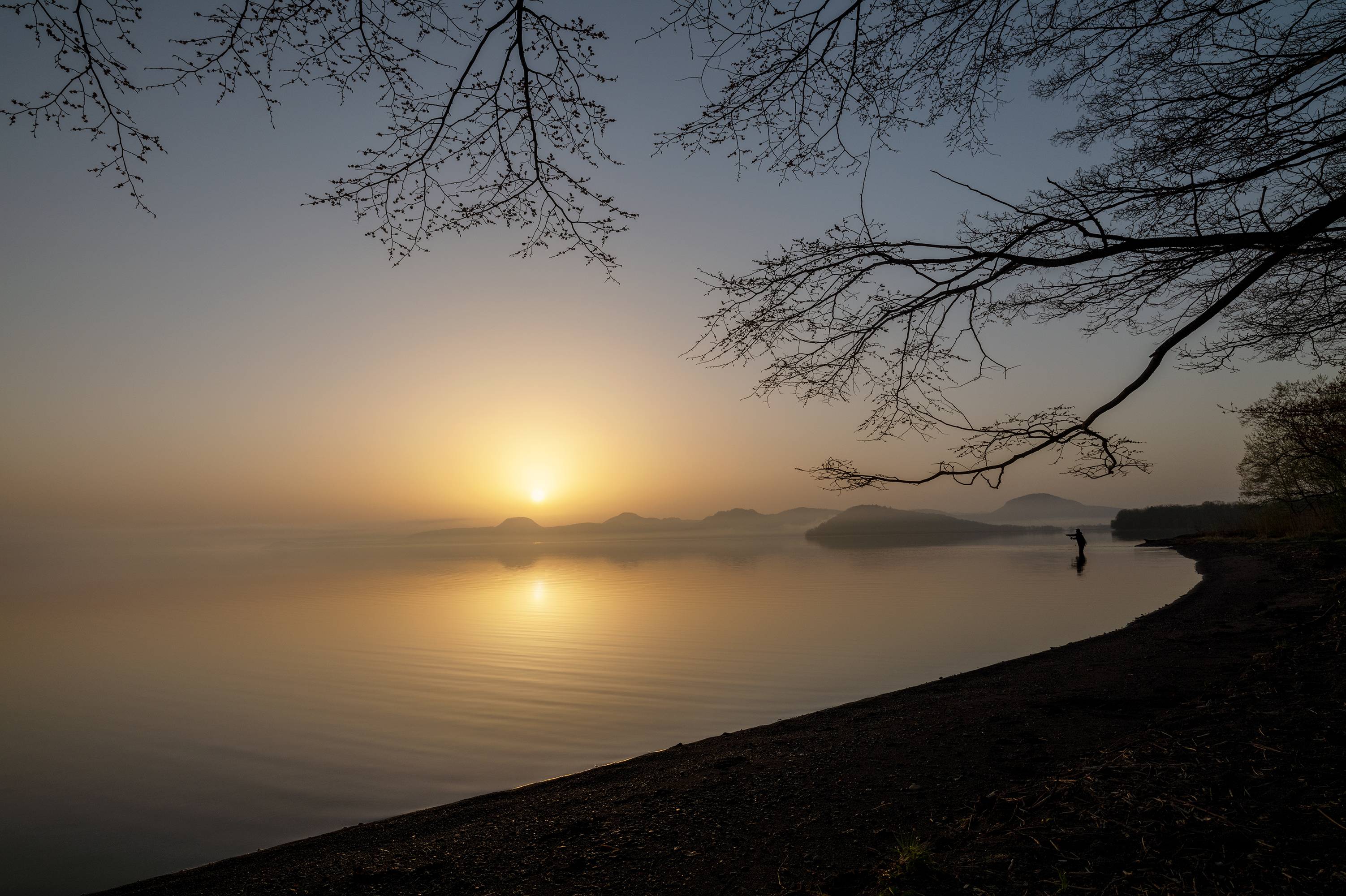 屈斜路湖の日の出（C)Anju