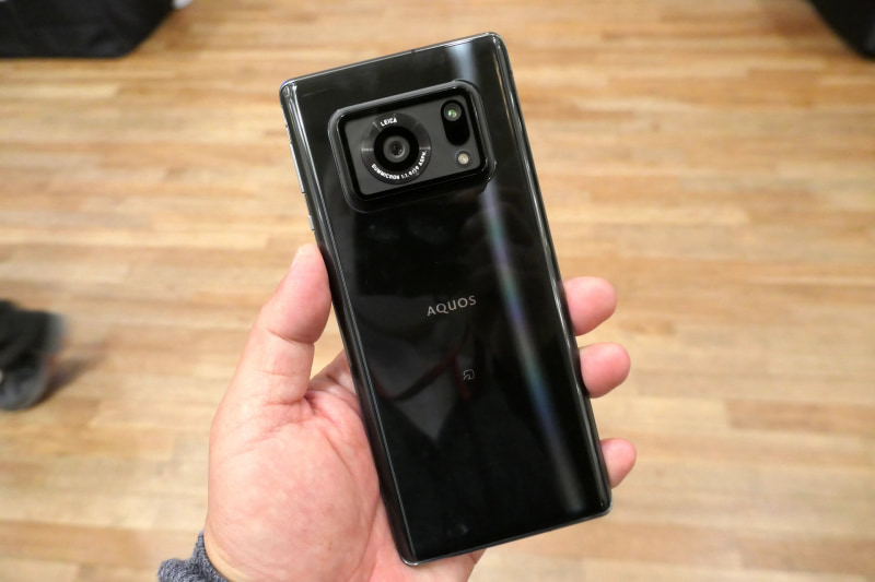 シャープの本気が感じられる「AQUOS R6」。ライカ監修のカメラ性能の高さも、すぐに実感できた