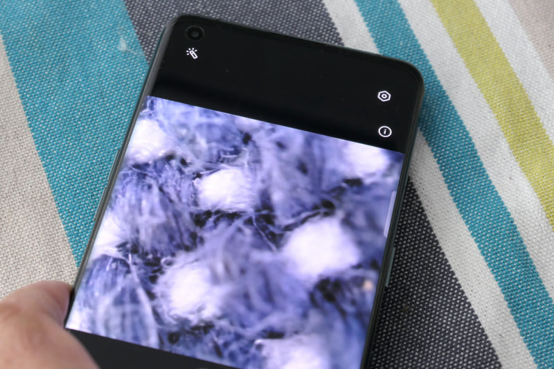 Find X3 Proには、繊維の細部までを拡大して撮影できる顕微鏡カメラが搭載されている。すごい機能だと思うが、どう使いこなせばいいのか……