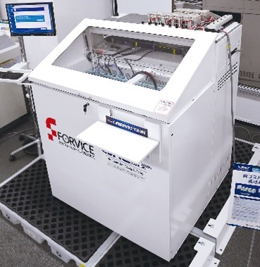 サーバー冷却装置