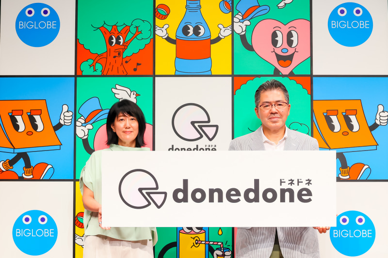 左からビッグローブ執行役員チーフマーケティングオフィサーの中川 圭子氏と代表取締役社長の有泉 健氏